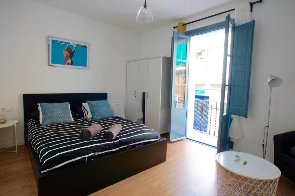 Lovely Flat Fira Mwc 오스피탈레트 데 요브레가트 외부 사진